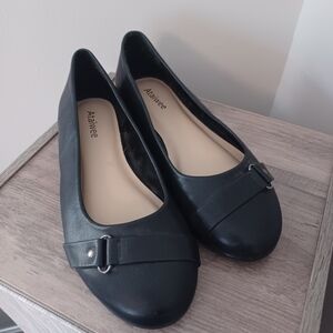Ataiwee Black Slip On Flats Sz 7.5